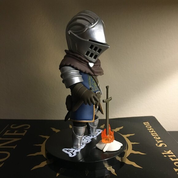Official Actoys Dark Souls Figurine Oscar of Astora - Picture 5 of 16